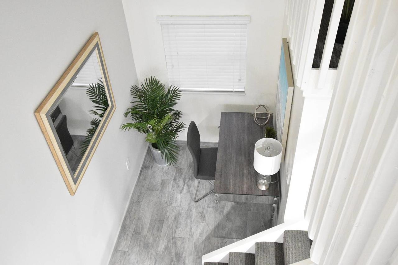 Modern Deluxe Loft Hollywood Beach Unit # 8 Экстерьер фото